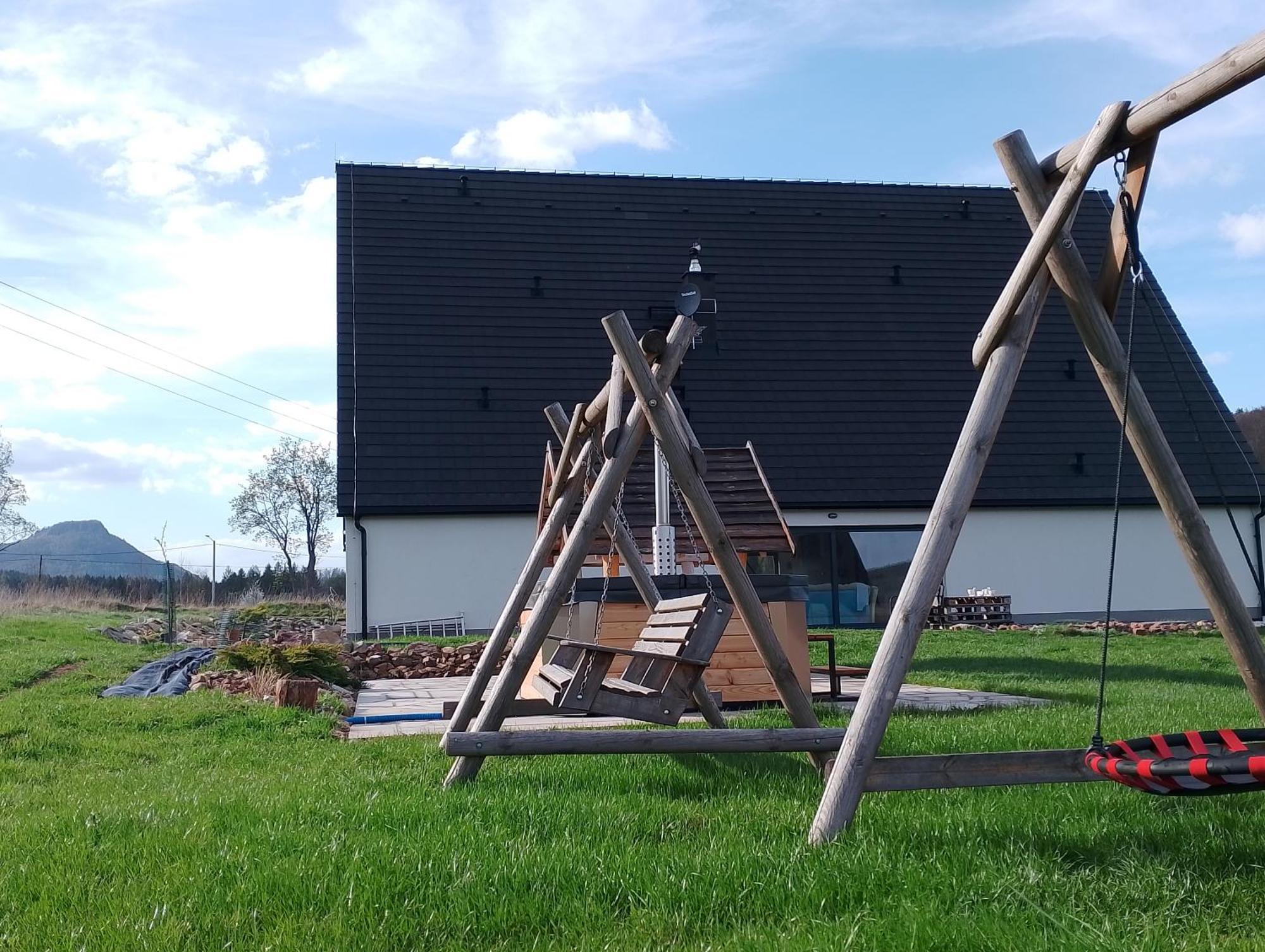 Otulina Dom W Gorach Stolowych Pod Szczelincem Pogranicze Pl-Cz Radkow Exterior foto